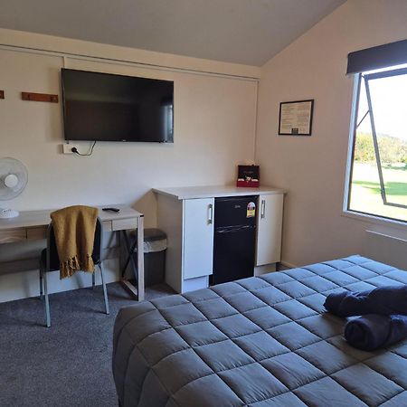 Tidewater Accommodation Coromandel Exterior foto