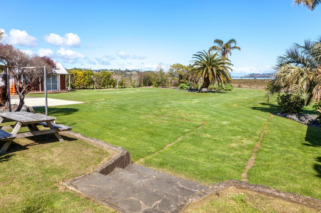Tidewater Accommodation Coromandel Exterior foto