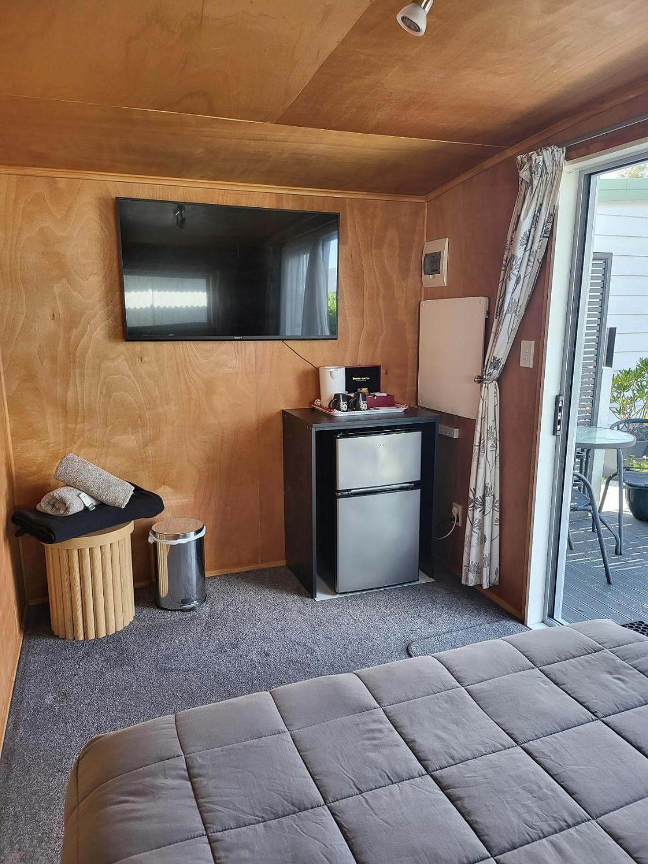 Tidewater Accommodation Coromandel Exterior foto