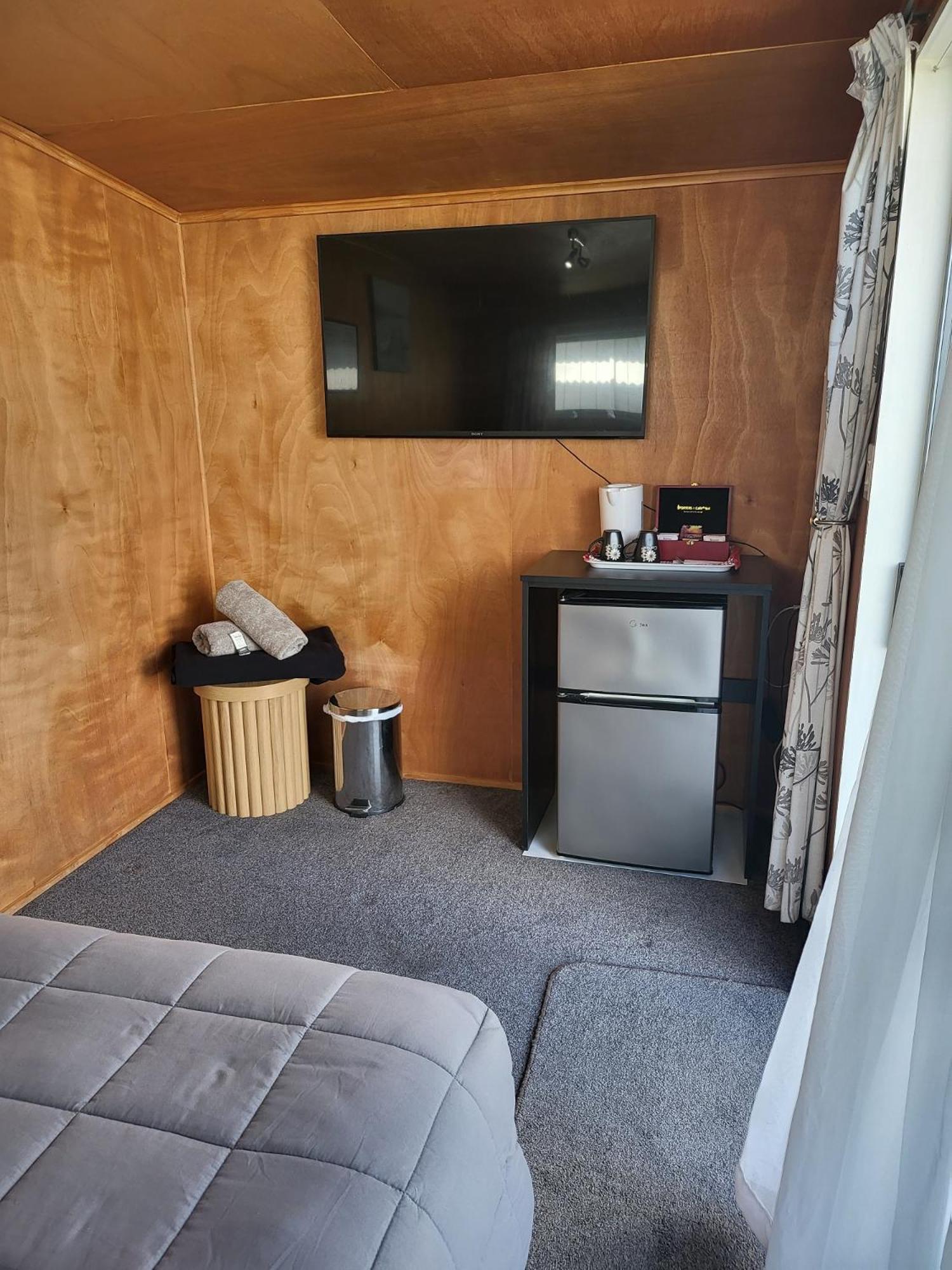 Tidewater Accommodation Coromandel Exterior foto